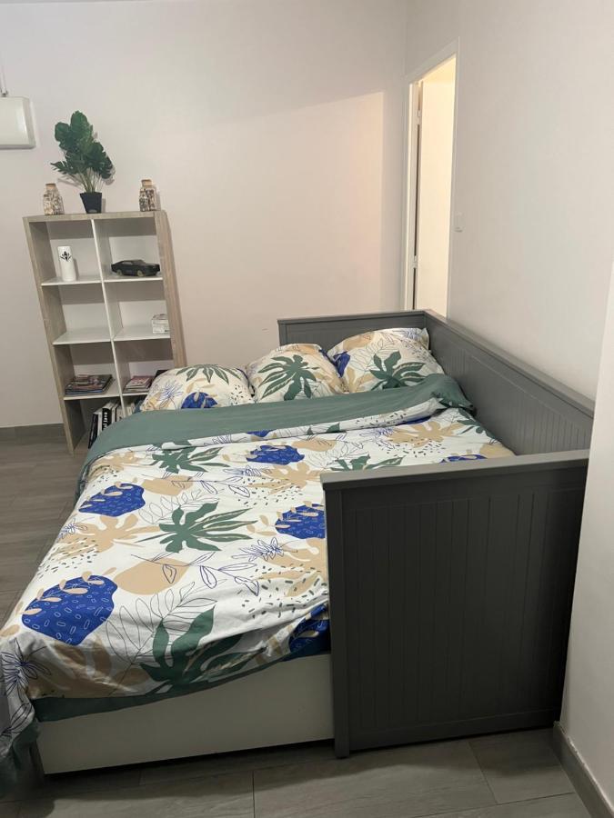 Appartement Pres De La Defense نانتير المظهر الخارجي الصورة